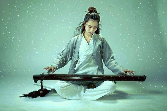 古琴名曲關(guān)山月，有什么魅力竟讓一位外國(guó)人冒著戰(zhàn)火也要去尋找？